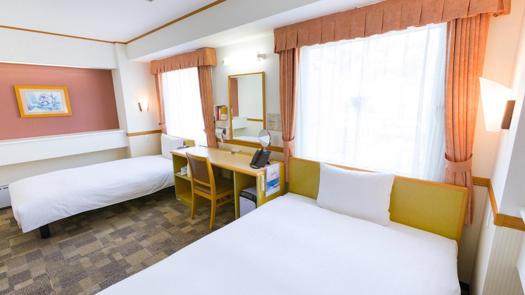 Toyoko Inn Aioi Eki Shinkansen Guchi Exterior photo
